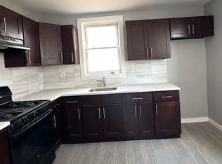 30 Gladstone Ave #2F, Newark, NJ 07106