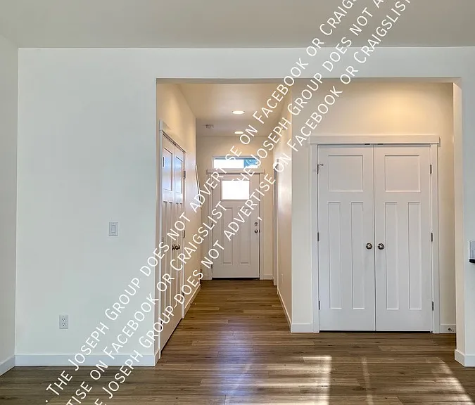 2285 Brome St #C — Photo 6