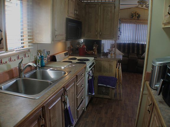 5th image of 10323 E Compadre Pl