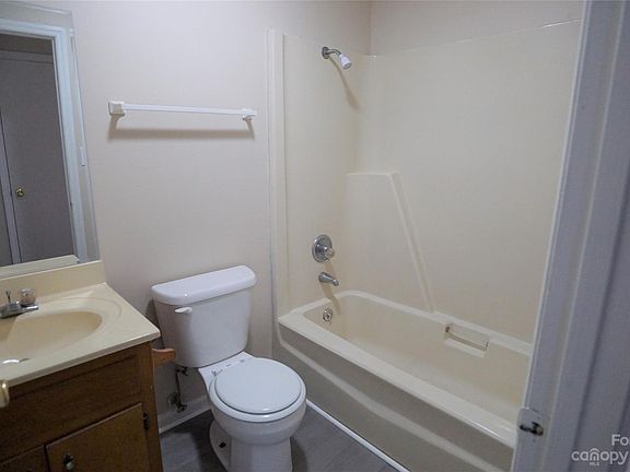 4th image of 5 N Highland Ave #1-8