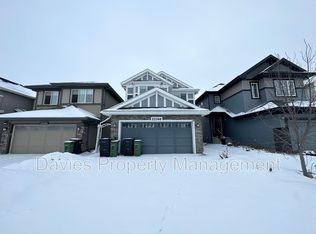 22360 93rd Ave NW, Edmonton, AB T5T7L9