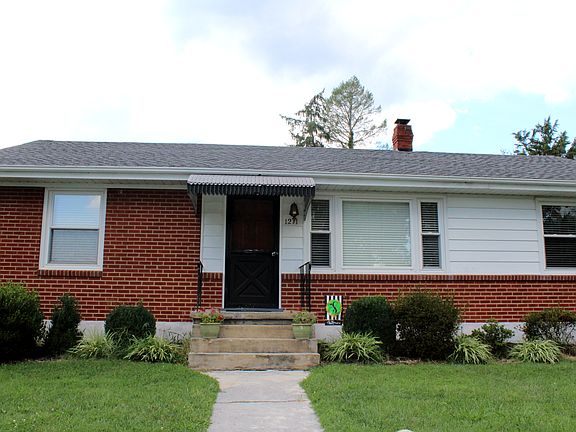 2nd image of 1211 Vivian Ave