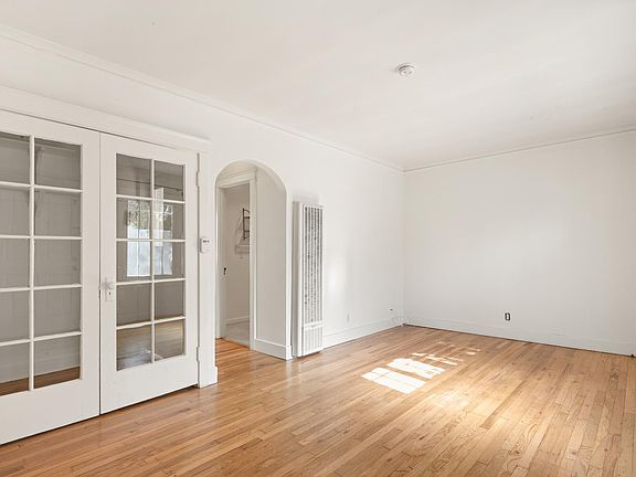 2nd image of 325 Market St