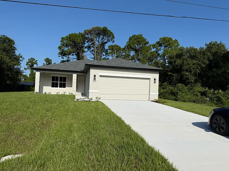 232 Bell Blvd S — Photo 18