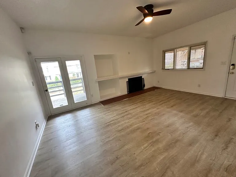 1831 J Julian Ln #E — Photo 1