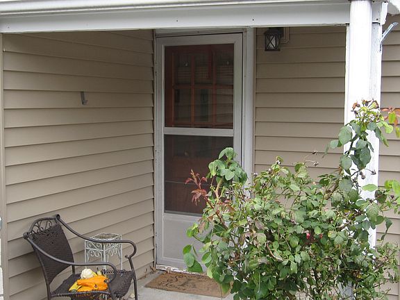 4th image of 317 Vine St