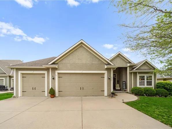 1011 NW 112th Ter, Kansas City, MO 64155