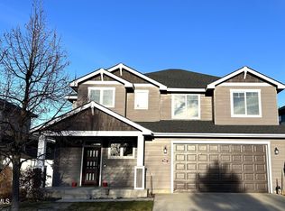 7058 N Cornwall St, Coeur D Alene, ID 83815