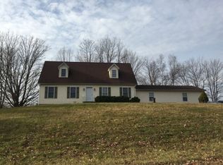 4 Adams Ln, Montague, NJ 07827