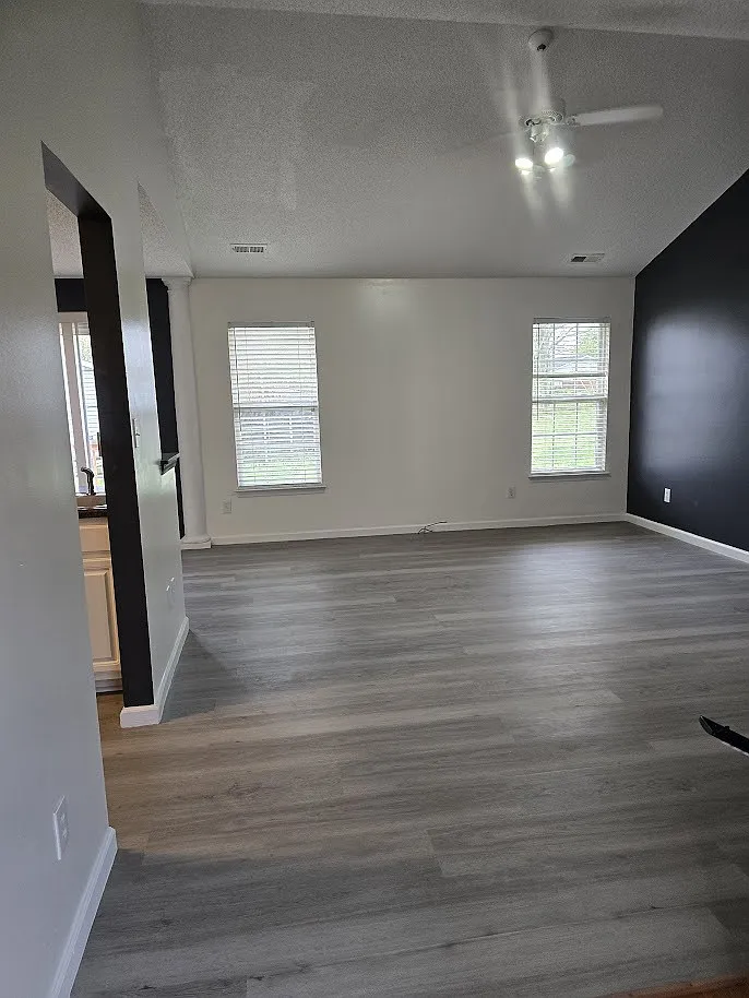 1142 Stallings Road - 1 — Photo 3