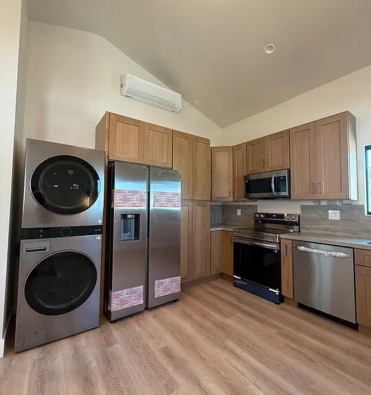 7849 Brighton Ave — Photo 2
