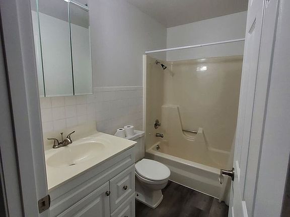 5th image of 818 S 3rd Ave Unit 2
