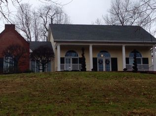 370 Abbey Ln, Jackson, OH 45640