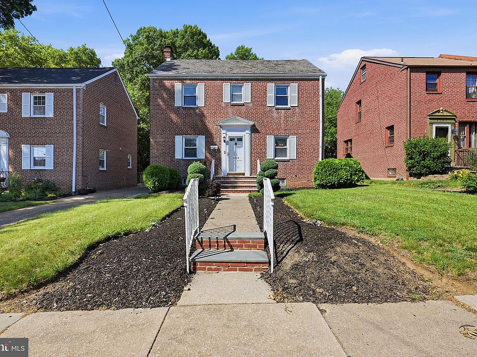 1st image of 1709 Maple St