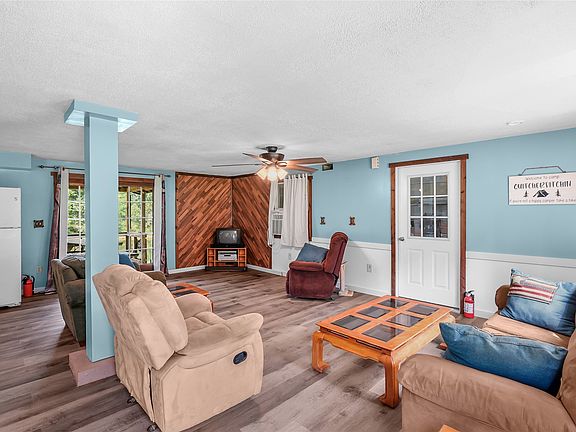 5th image of 243 Stone Springhouse Rd