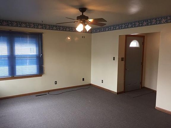 5th image of 1544 Webster St