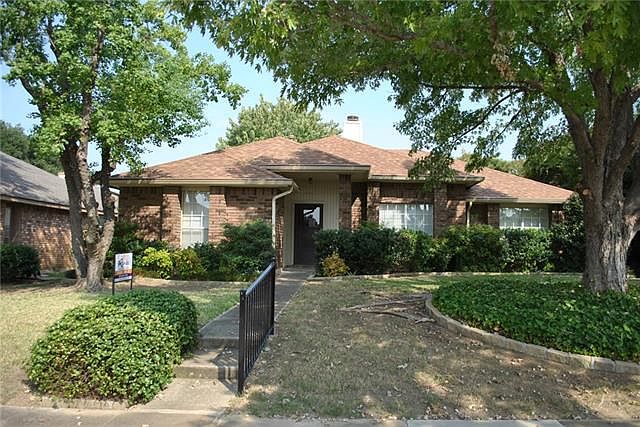 1st image of 1303 River Birch Ln