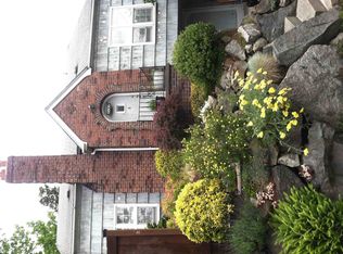 6806 15th Ave NE, Seattle, WA 98115