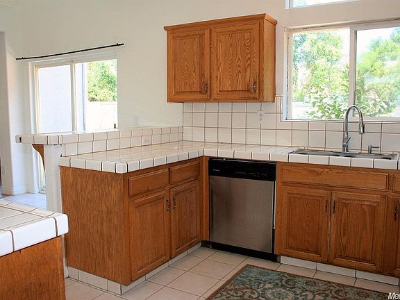 5th image of 2223 Lydia Bradley St