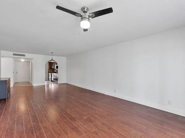 6260 S Falls Circle Dr #110 — Photo 21