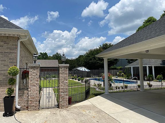 4th image of 7313 Ferncliffe Dr SE