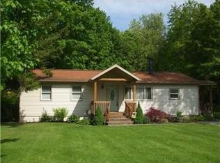 1697 New Stanton Ruffsdale Rd, Hunker, PA 15639