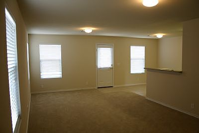 3rd image of 3115 Pedernales Dr