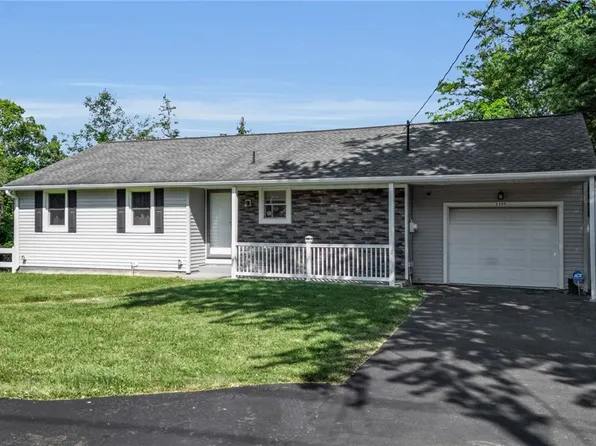 2350 Berg Rd, West Seneca, NY 14218