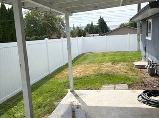 419 S 45th Ave, Yakima, WA 98908