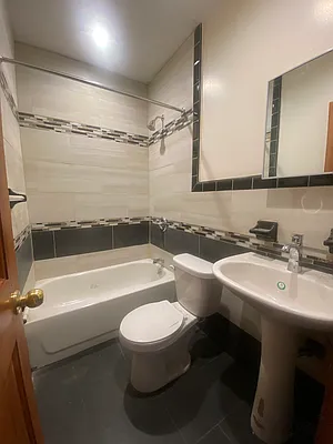 Rented by Batra Group Inc | media 17