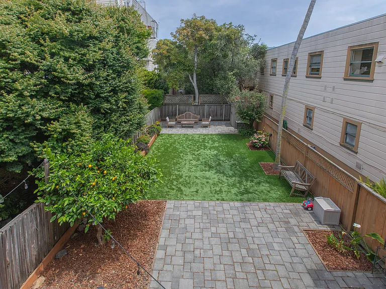 3134 Broderick St #A — Photo 5
