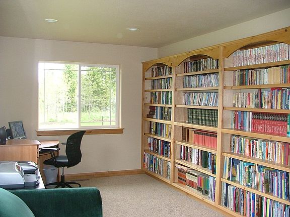 Library/Office