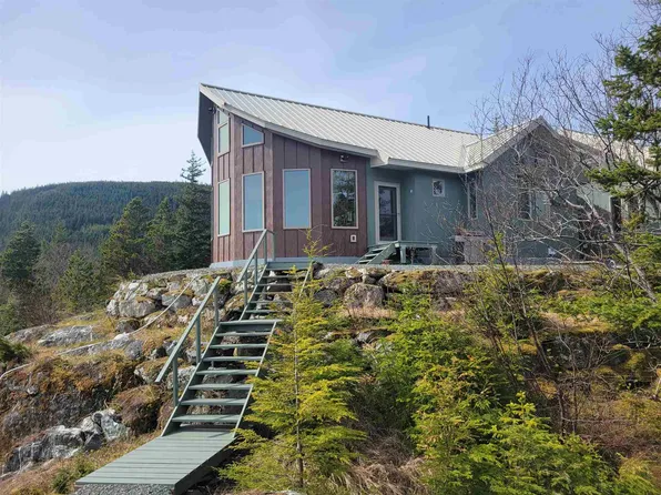 62 Skyline Dr, Haines, AK 99827