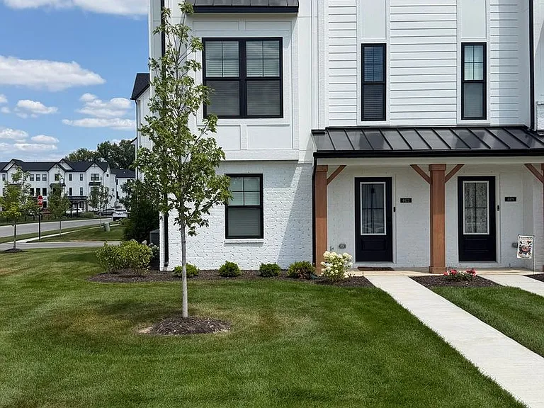 4423 Tolleston Ave — Photo 1