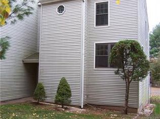 36 Horizon Hill Rd #30, Newington, CT 06111