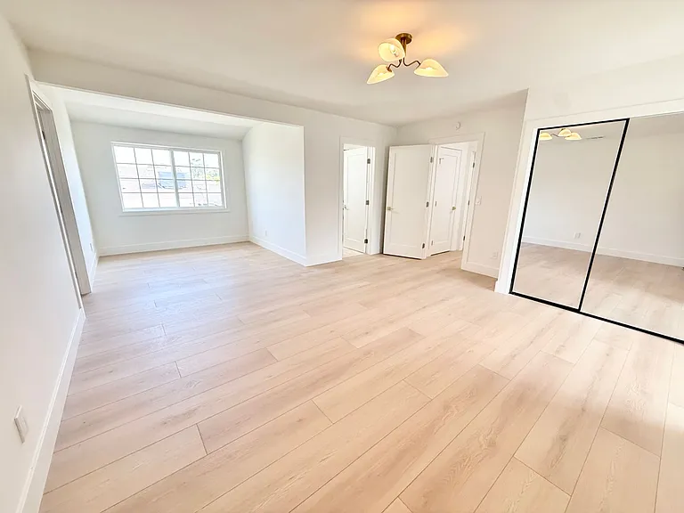 2902 E Winfield Ave — Photo 20