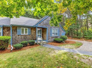 16 Warren Rd, Yarmouth Port, MA 02675