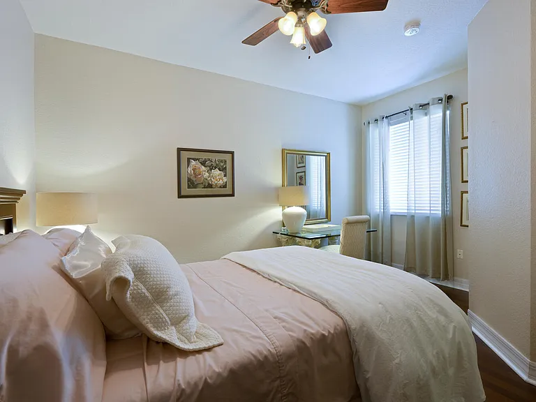 40 SE Sedona Cir #103 — Photo 13