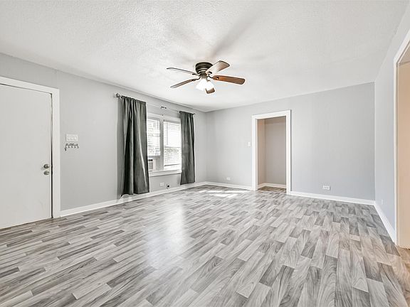 2nd image of 1021 Maple St