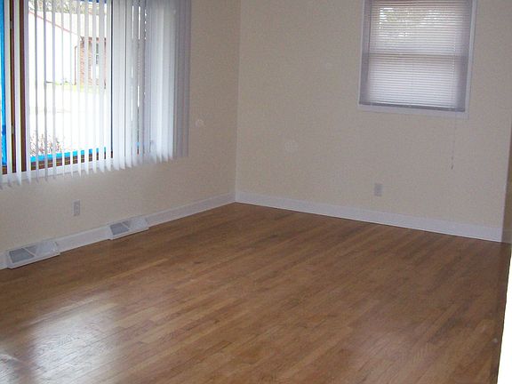 Magnificently Restored Hardwood Living Room Floor