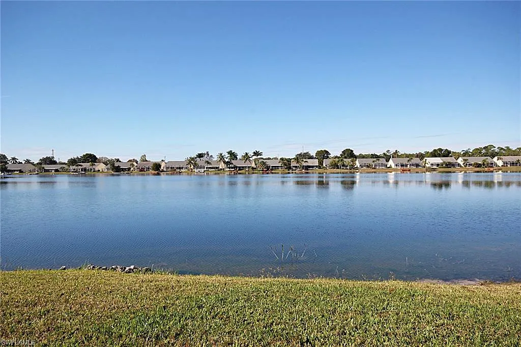 3 bed, 2.0 bath, 1516 sqft, $5,000 — Photo 4
