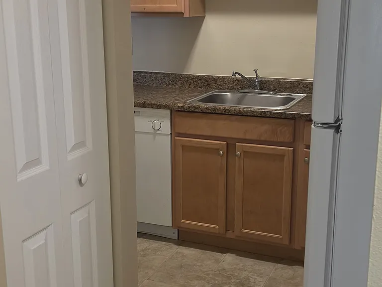 4725 SW 139th Ave #2 — Photo 11