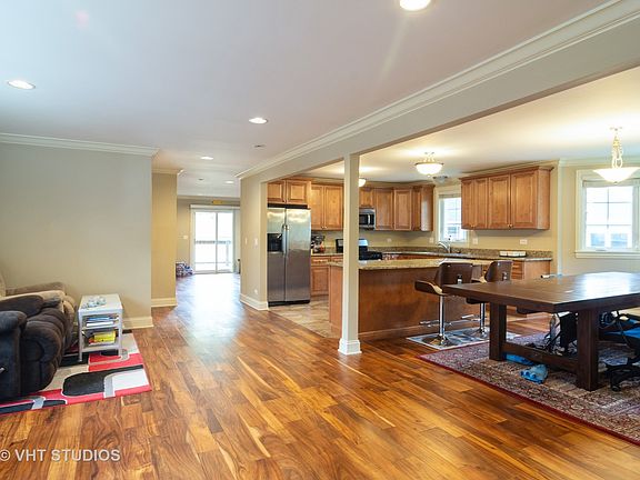 3rd image of 23783 N Lakeside Dr