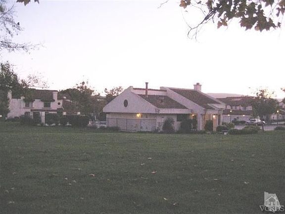 3rd image of 228 Country Club Dr