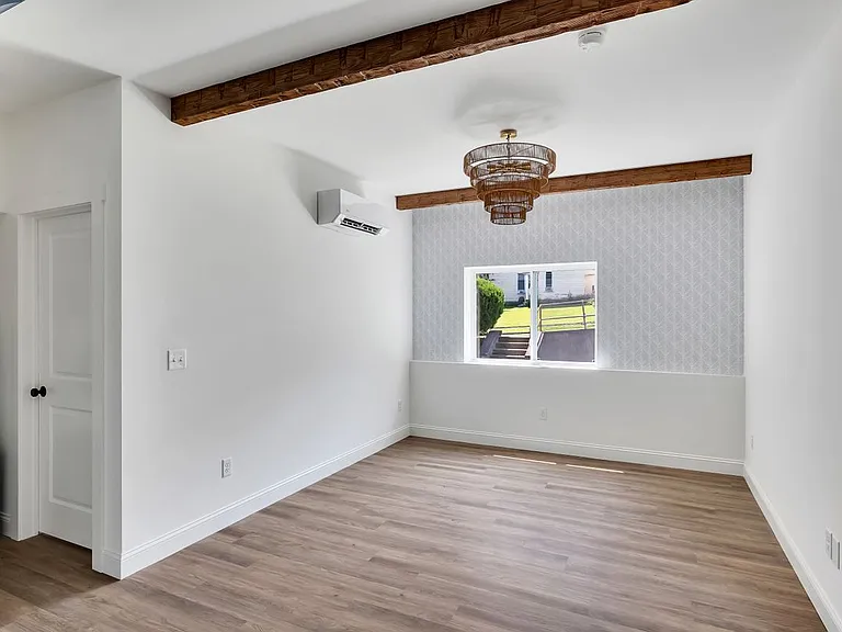 36 Pawling Ave #102 — Photo 2
