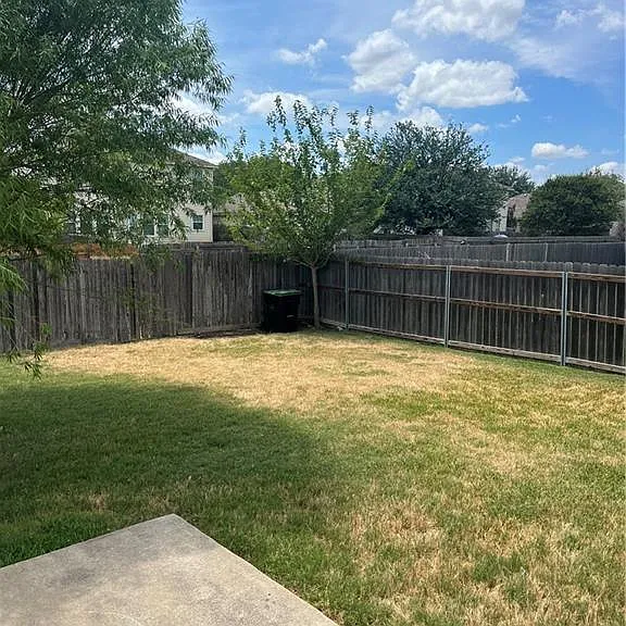 107 Aguilar Dr — Photo 8