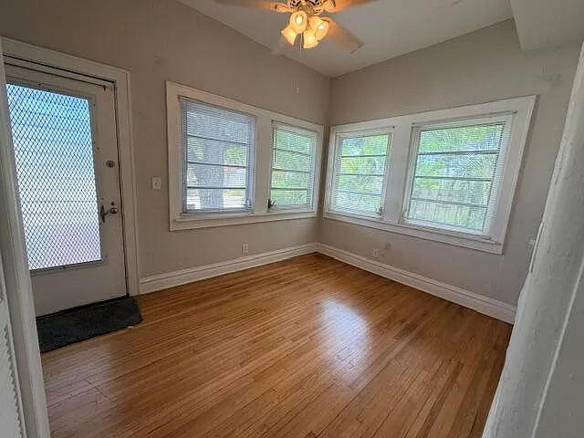 1 bed, 1.0 bath, 800 sqft, $2,000 — Photo 2