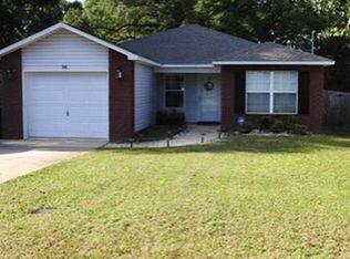 368 E Chestnut Ave, Crestview, FL 32539
