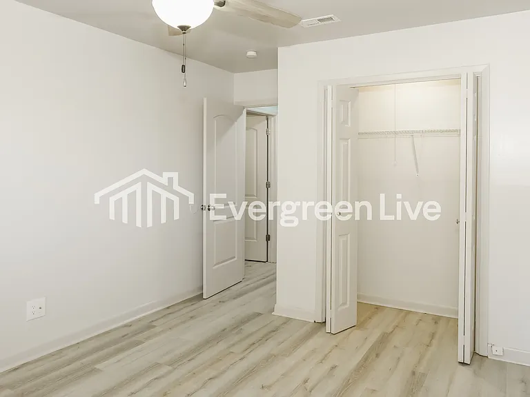 917 Bedford Dr SW — Photo 13