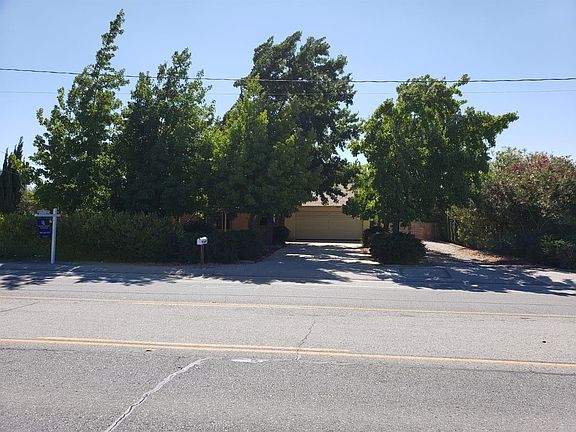 4th image of 9804 Cottonwood Ave